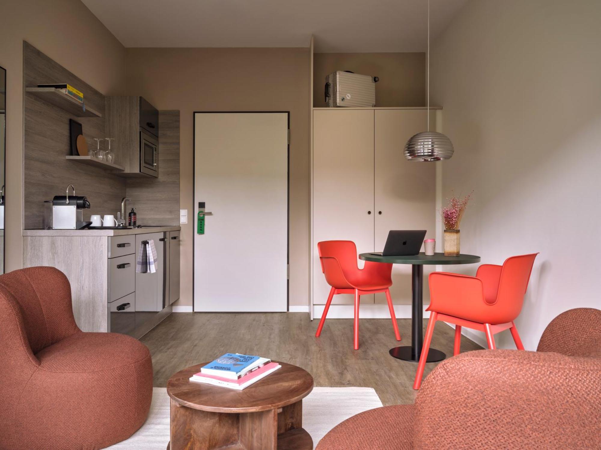 Stayery Cologne Suelz Екстериор снимка